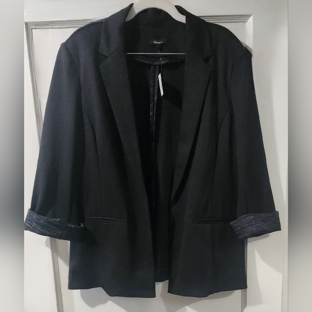 🌷NWT Reitmans Black Open-Front Blazer with Design on Cuff🌷 size:18